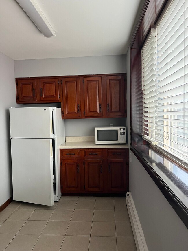 Foto del edificio - 1077 E Jersey St