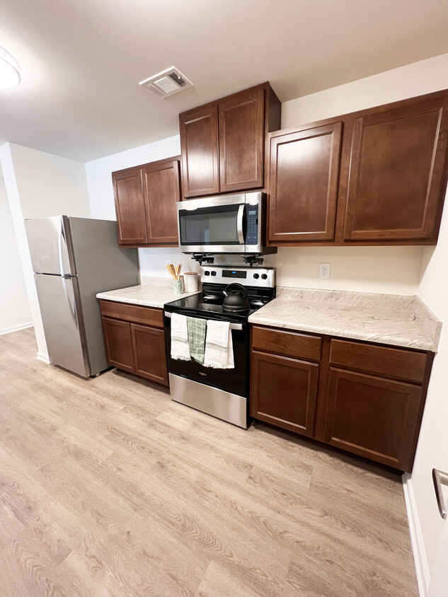 Kitchen Cabinets - The Sullivan Apartments