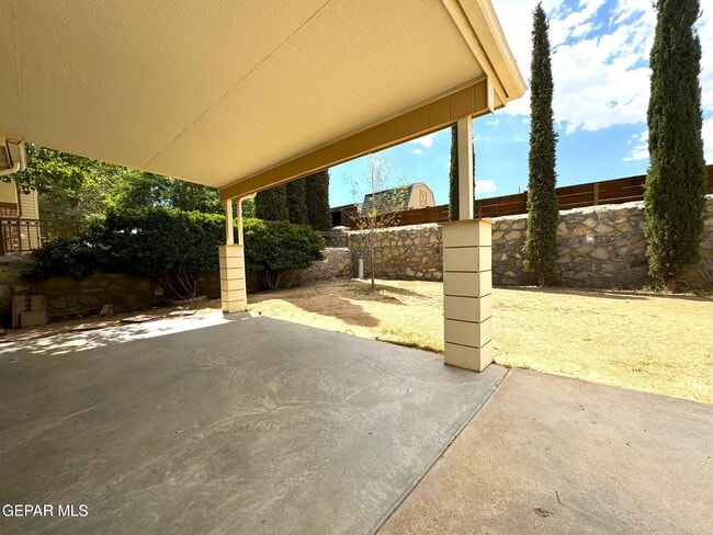 Foto del edificio - 1753 Gregory Jarvis Dr