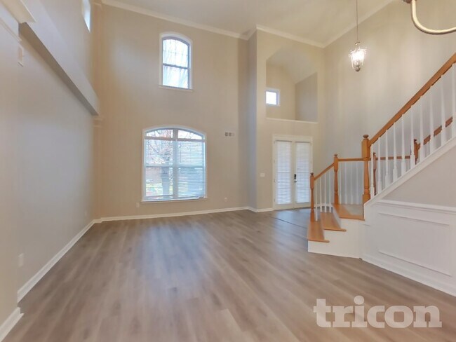 Foto del edificio - 5507 Rosehall Pl