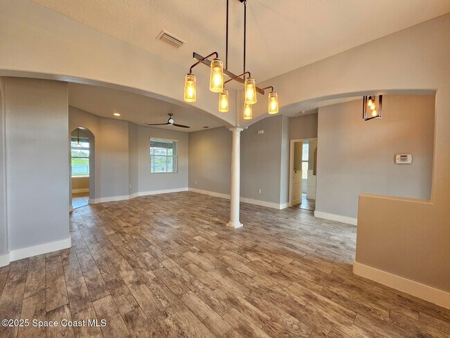 Foto del edificio - 3820 Watergrass St
