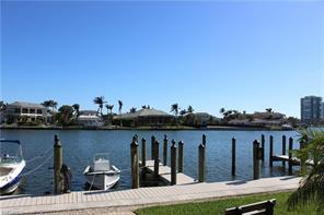 Building Photo - 300 Park Shore Dr