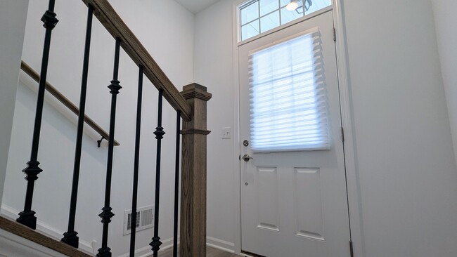 Building Photo - 232 Timberleaf Cir