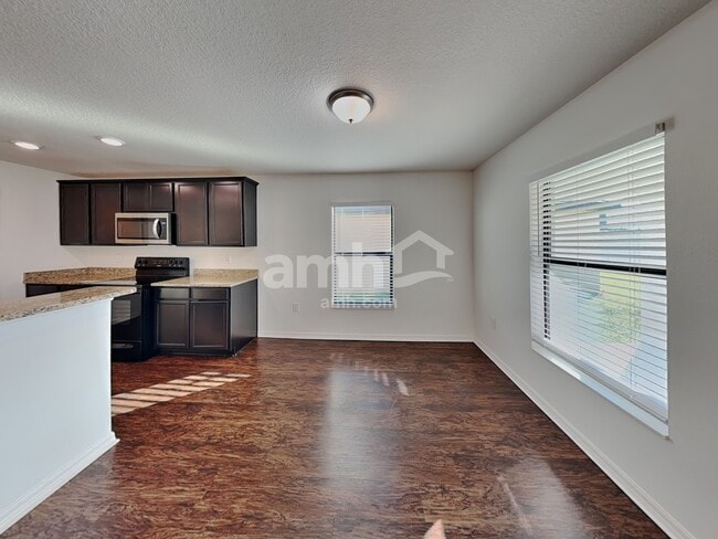 Building Photo - 1114 Brenton Leaf Dr