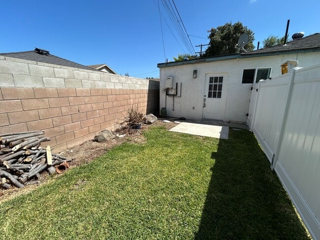 Building Photo - 4432 Falcon Ave
