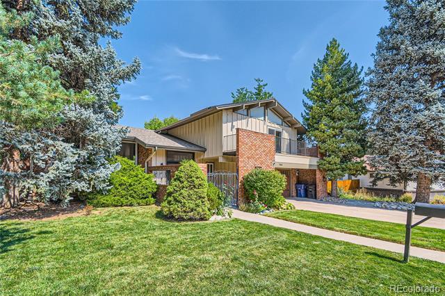 Foto del edificio - 7465 E Kenyon Ave