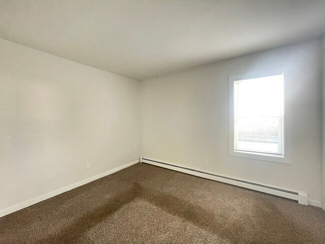 Building Photo - 124 Beech St