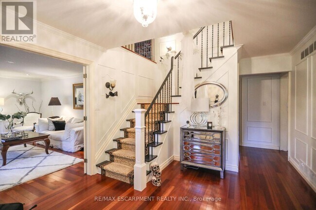 Building Photo - 2374 Bennington Gate