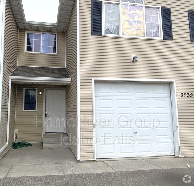 Building Photo - 3535 Deloy Dr