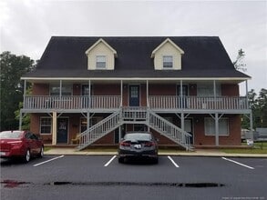 Building Photo - 700 N Roberts Ave