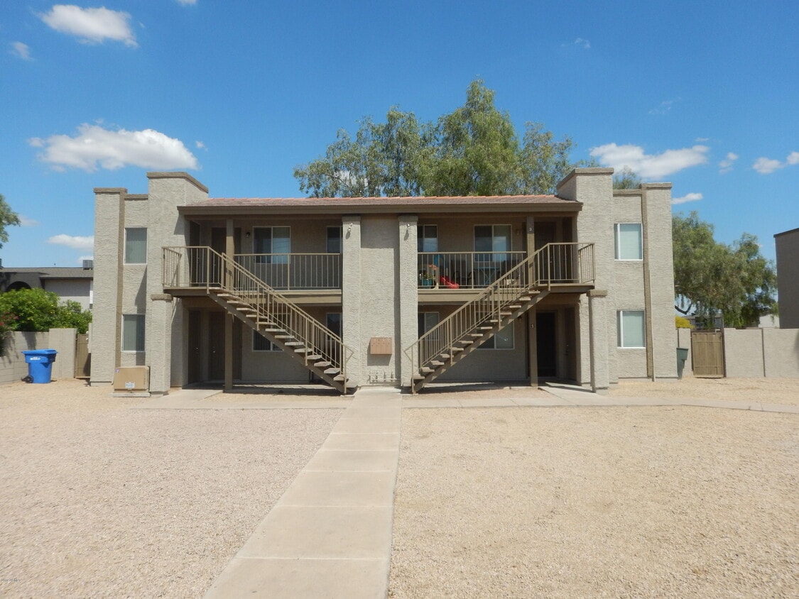 Primary Photo - 17847 N 40th St