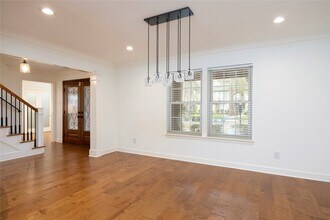 Building Photo - 5415 3 Oaks Cir