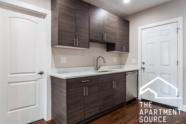 Foto del edificio - 1432 W Farragut Ave