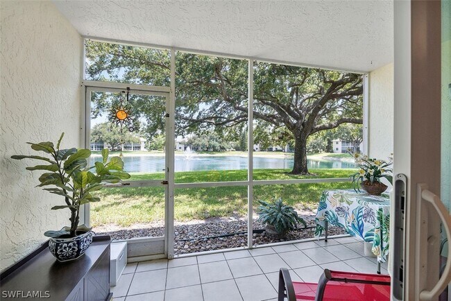 Foto del edificio - 260 Timber Lake Cir