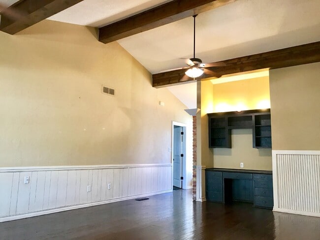 Foto del edificio - Remodeled Gem in NW OKC