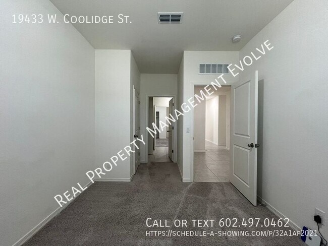 Foto del edificio - 19433 W Coolidge St