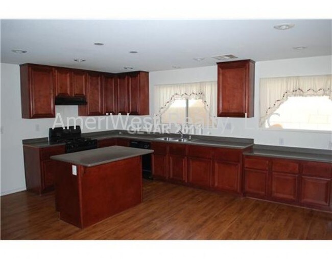 Building Photo - 8324 Bismark Sapphire St