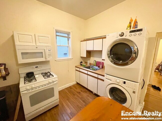 Foto del edificio - 29 Spring Garden St