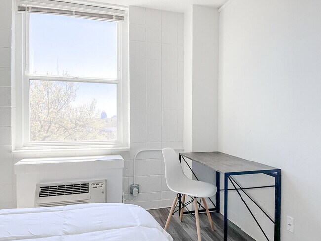 Foto del edificio - 2515 Burnet Ave