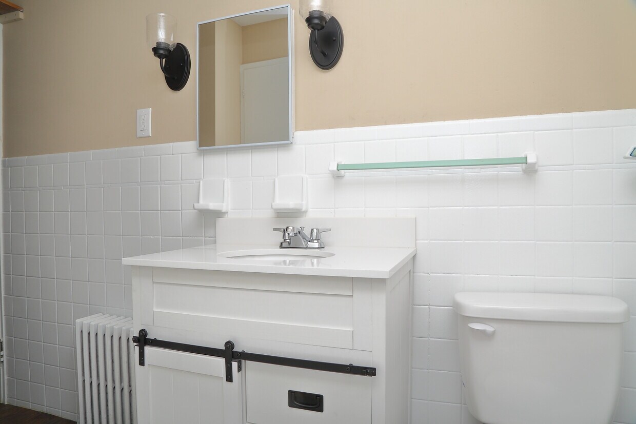 Foto principal - 1015 Lancaster Pike