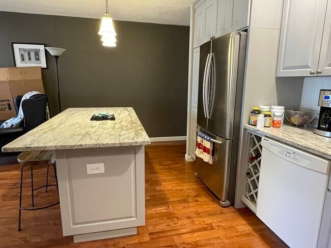 Foto del edificio - 26 Custer St