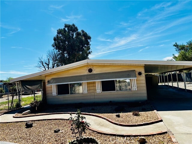 Building Photo - 30025 Alicante Dr