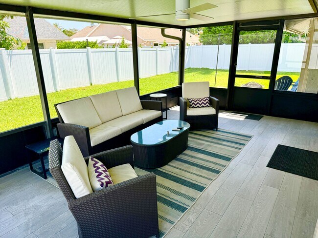 Foto del edificio - 1523 Gallinule Dr