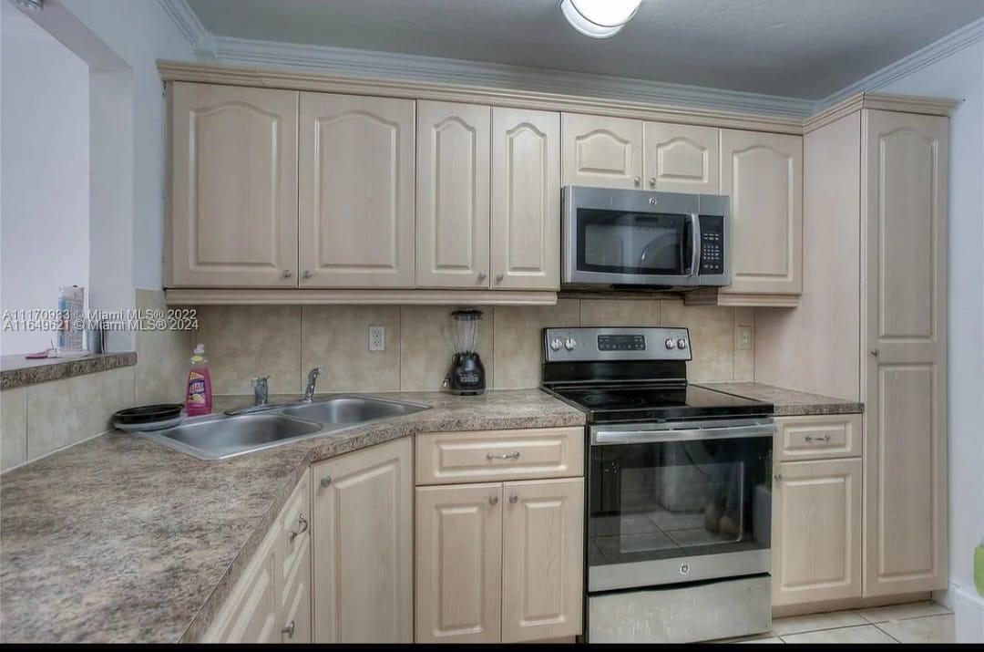 Primary Photo - 6705 W 26th Dr