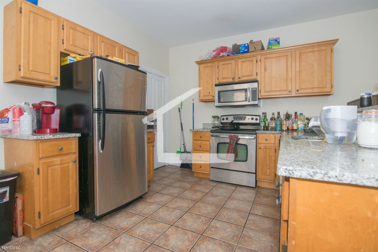 4 br, 2 bath - 1285 Commonwealth Ave # 88-5 - 4 br, 2 bath  - 1285 Commonwealth Ave # 88-5