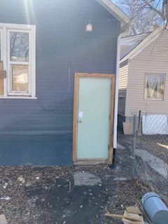 Building Photo - 651 Flora Ave
