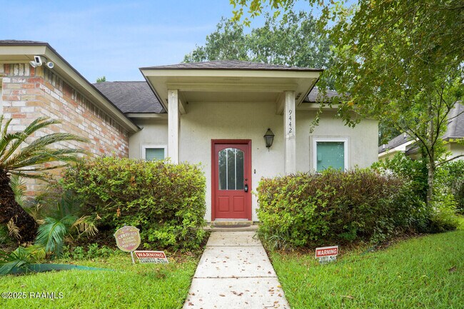 Foto del edificio - 9442 Boone Ave
