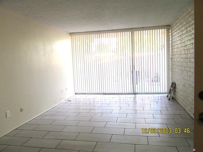 Building Photo - 2150 S Avenue A