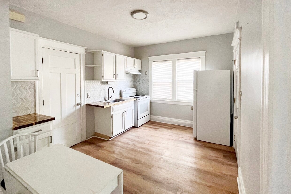 314 N Winton Rd Unit 2, Rochester, NY 14610 Apartments in Rochester