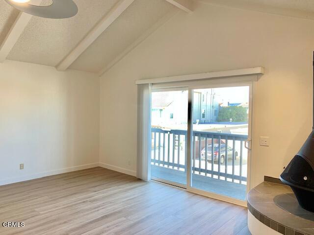 Foto del edificio - 372 Highland Dr