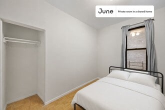Building Photo - Room in Shared 3 bed/1 bath home in Hamilton Heights