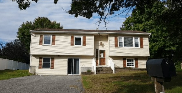 Primary Photo - 211 Butter Hill Drive, New Windsor, NY, 12553
