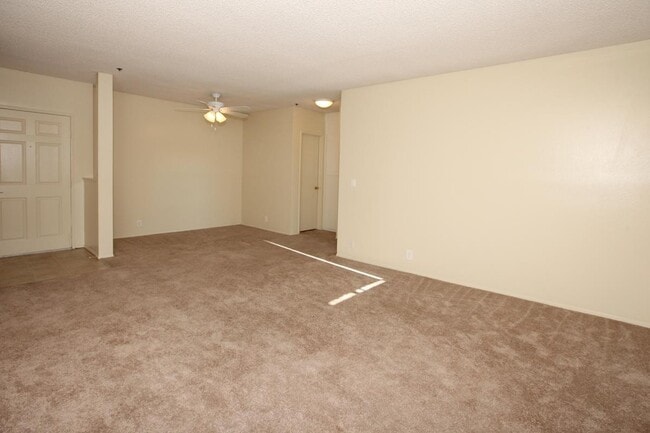 Interior Photo - Lexington Park