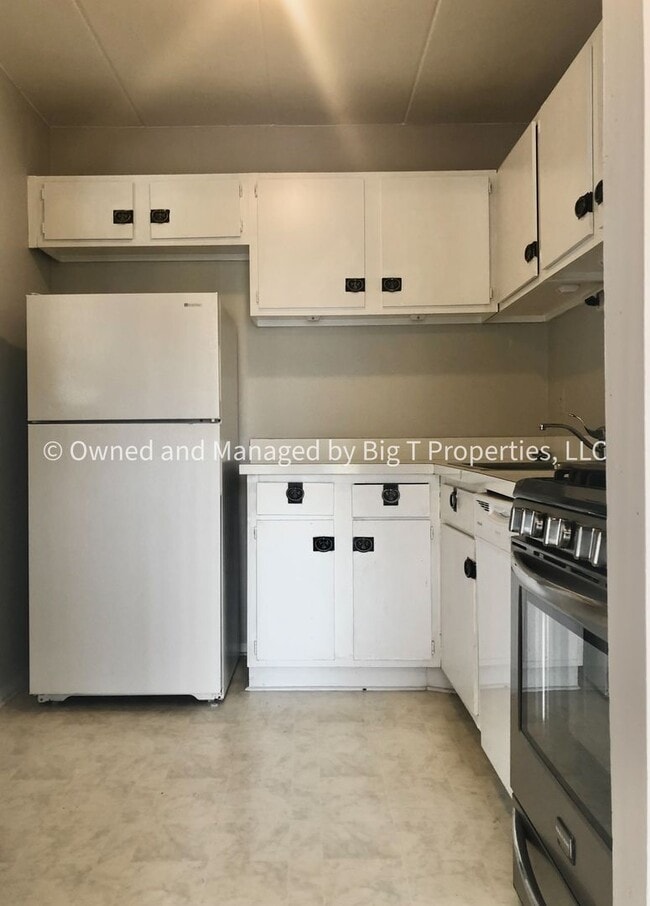Building Photo - Large 1 Bedroom 1 Bath in Leesburg
