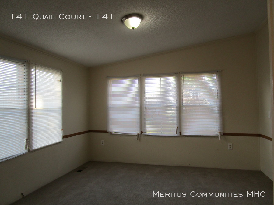Foto principal - 141 Quail Ct