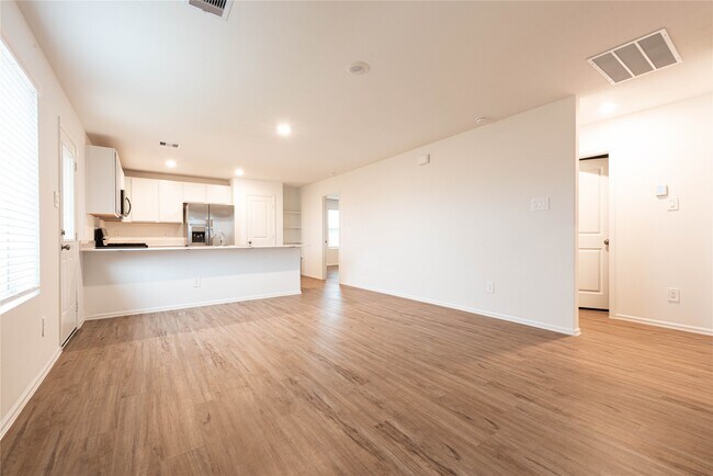 Foto del edificio - 913 Oak Mist Ln