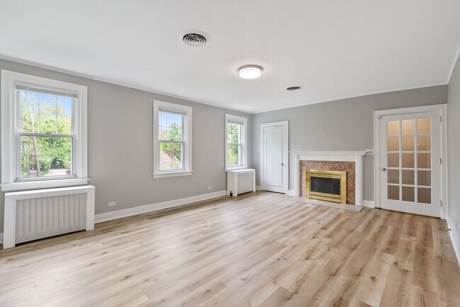 Foto del edificio - 1213-1215 Shady Avenue