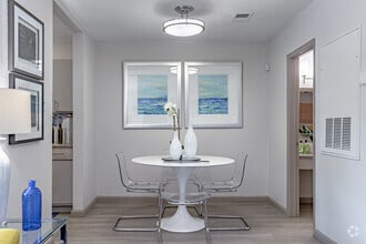 1BR, 1BA - 685SF (A2) - Dining Room - Element Apartments