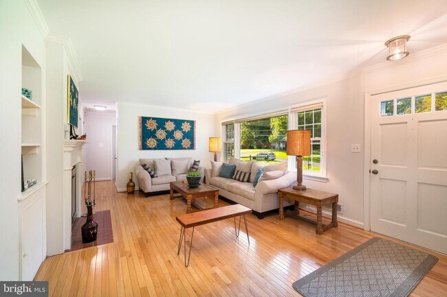 Foto del edificio - 6805 Glenmont St