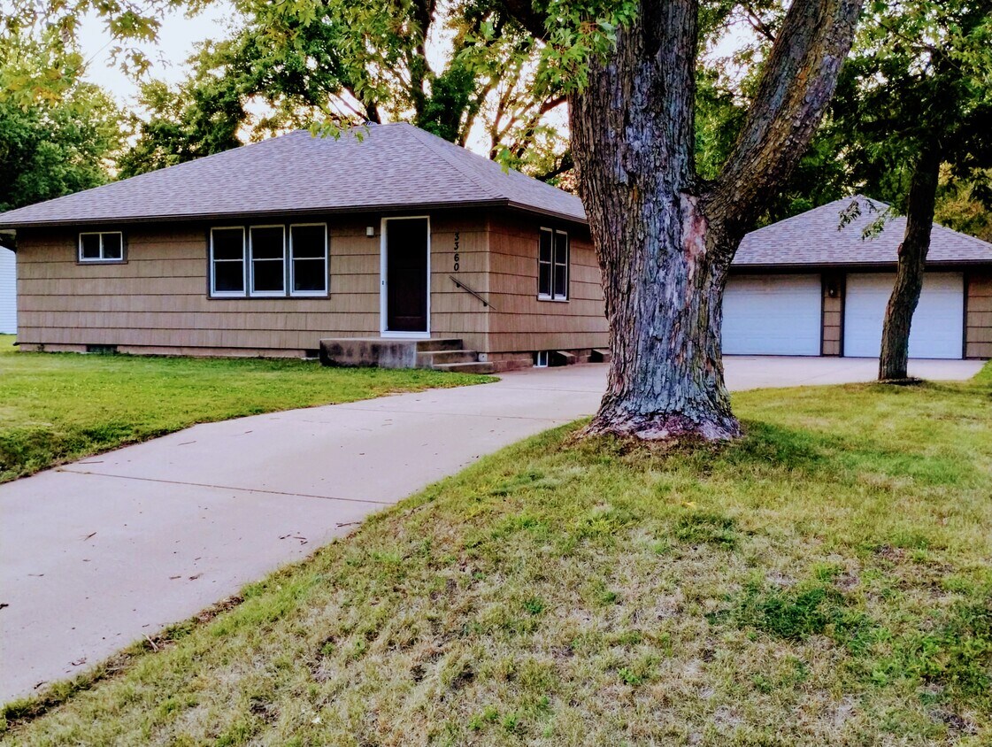 Street View - 3360 Locust Ln