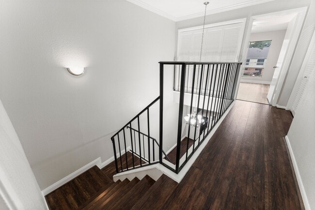 Foto del edificio - 14515 Wunderlich Dr