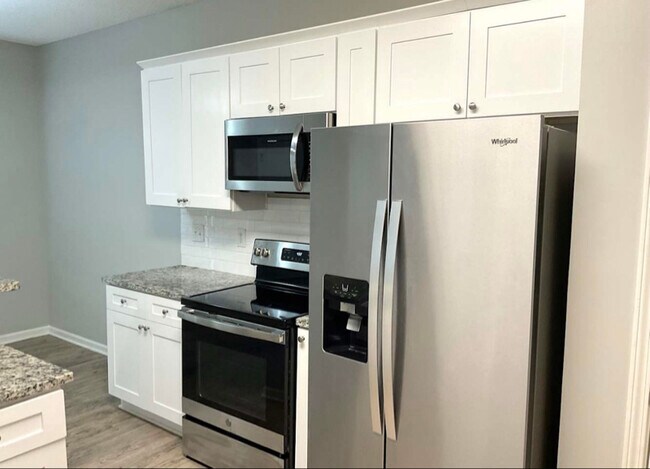 Foto del edificio - 234 Yardsley Dr