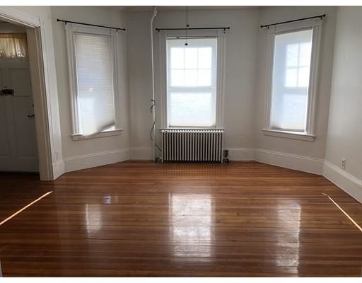 Primary Photo - 103 Wyllis Ave