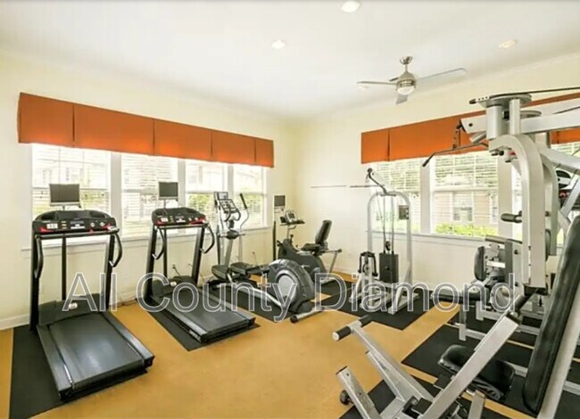 Foto del edificio - 1208 Lighthouse Rd