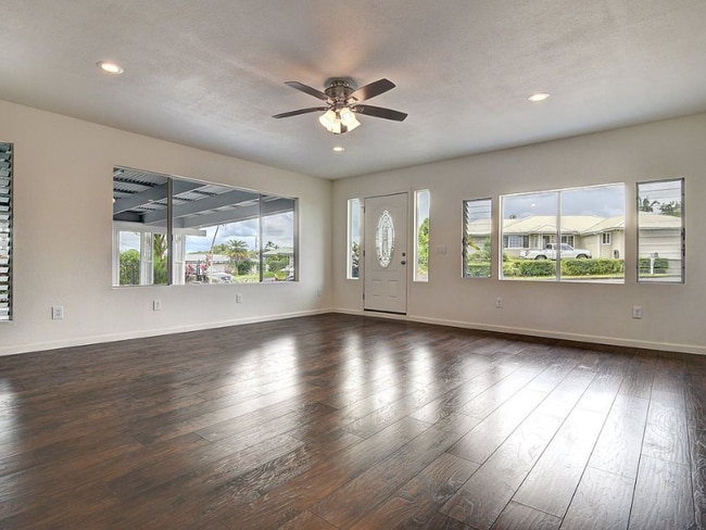 Building Photo - 1376 Ala Kula St