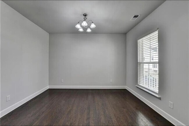 Foto del edificio - 4349 Northmark Ln